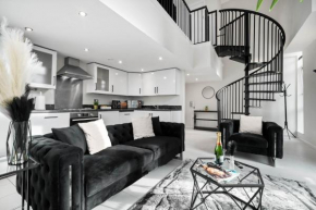 Duplex Penthouse Apartment - Birmingham City Centre - Secure Parking - Terrace - Top Rated - 1401M
